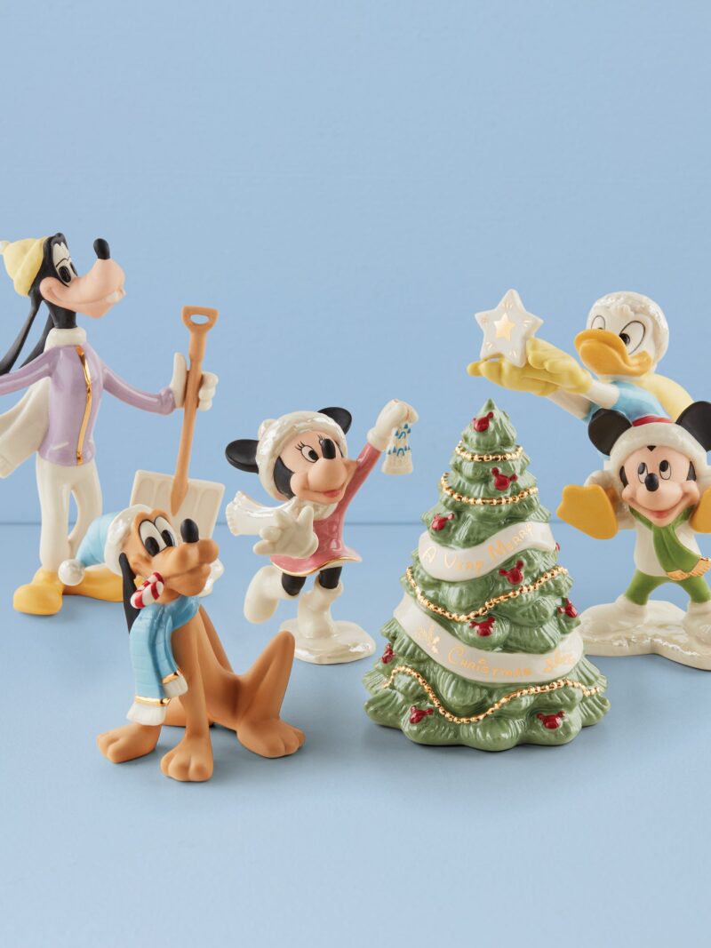 Disney Winter Fun 5-Piece Figurine Set